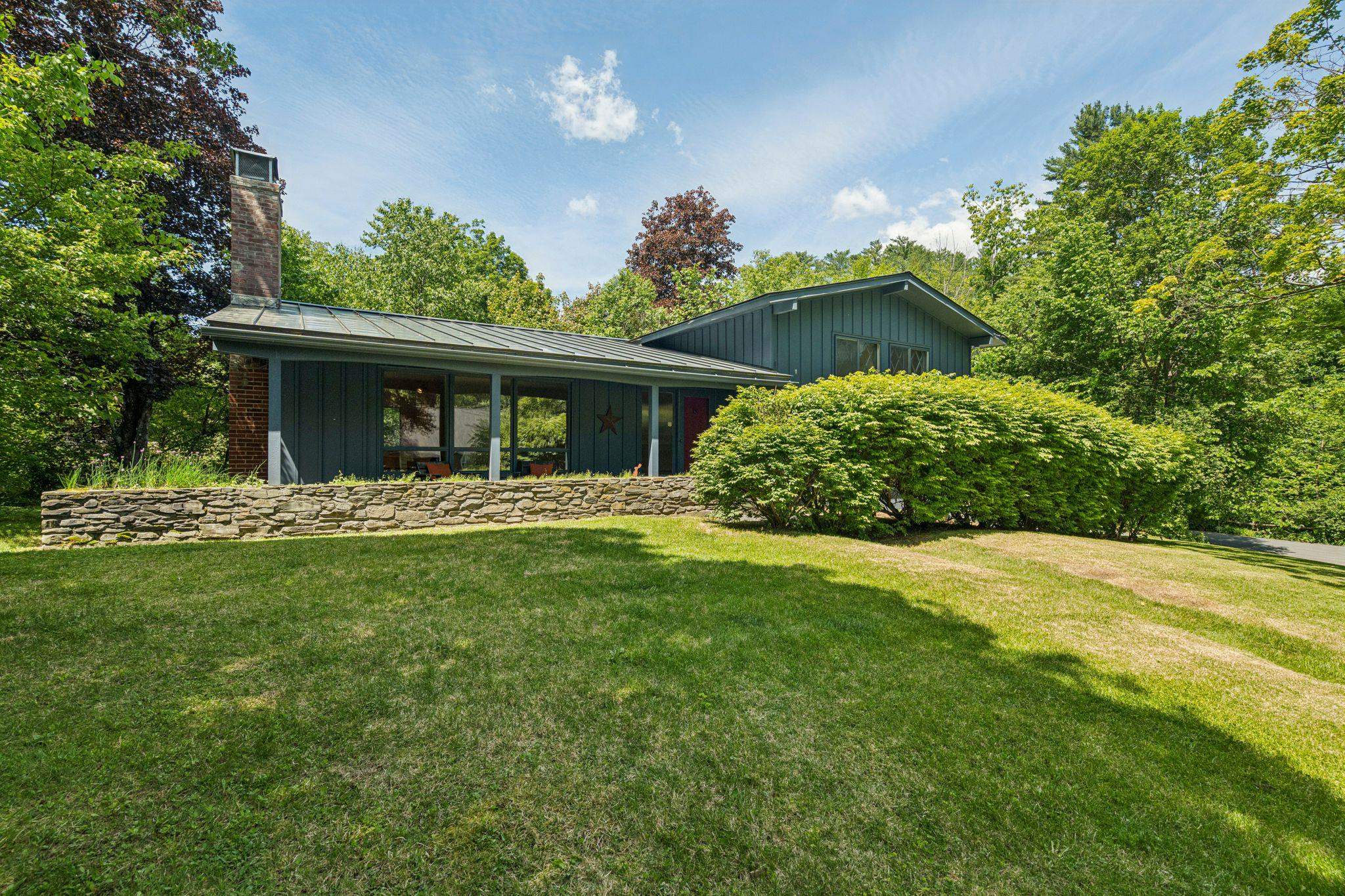 1 Read Road Hanover, NH 03755 - Photo 3 of 45