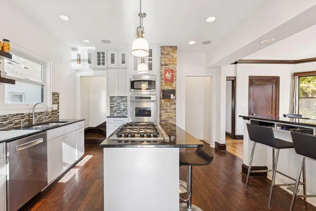 $540,000 | 6017 Oxford Street, St. Louis Park, MN 55416