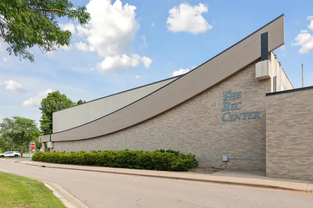 $540,000 | 6017 Oxford Street, St. Louis Park, MN 55416