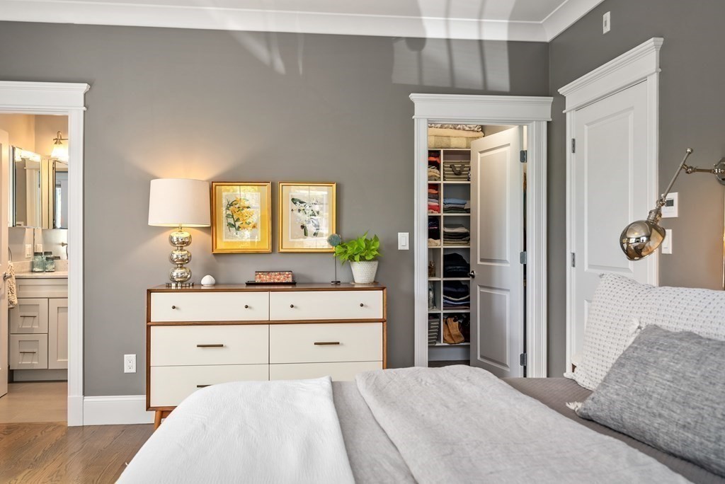43 Coffey Street, Unit 2 Boston, MA 02122 - Photo 13 of 29