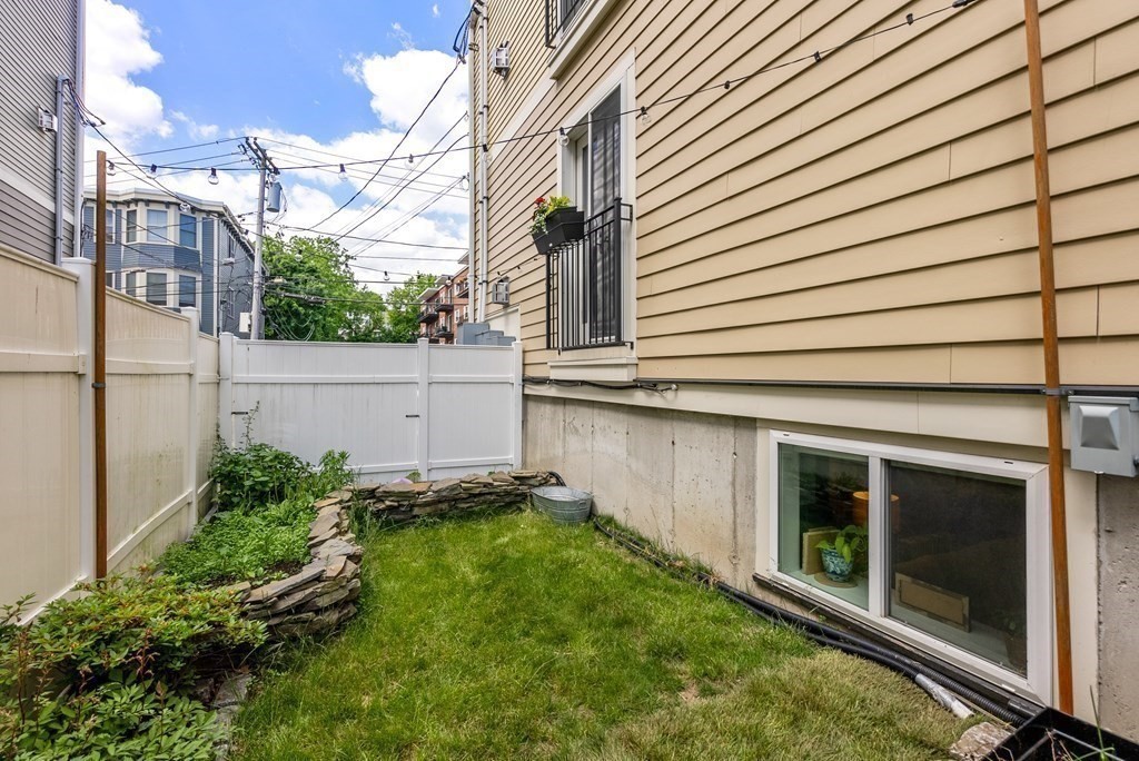 43 Coffey Street, Unit 2 Boston, MA 02122 - Photo 23 of 29