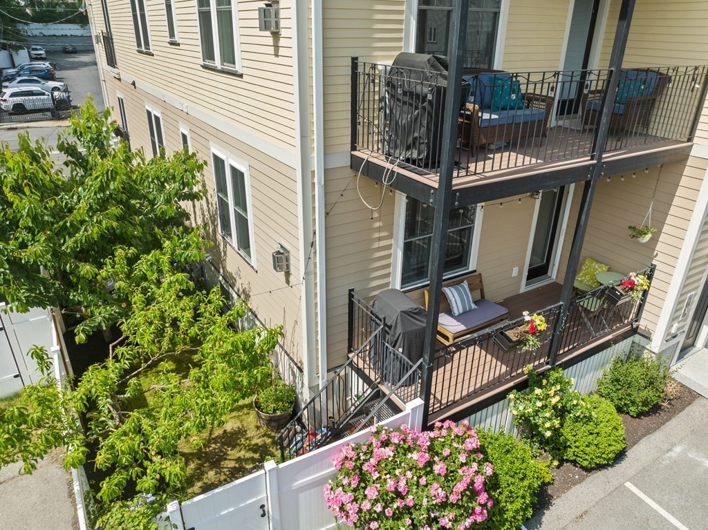 43 Coffey Street, Unit 2 Boston, MA 02122 - Photo 26 of 29