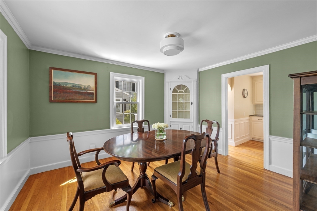 77 Shelton Road Swampscott, MA 01907 - Photo 13 of 40