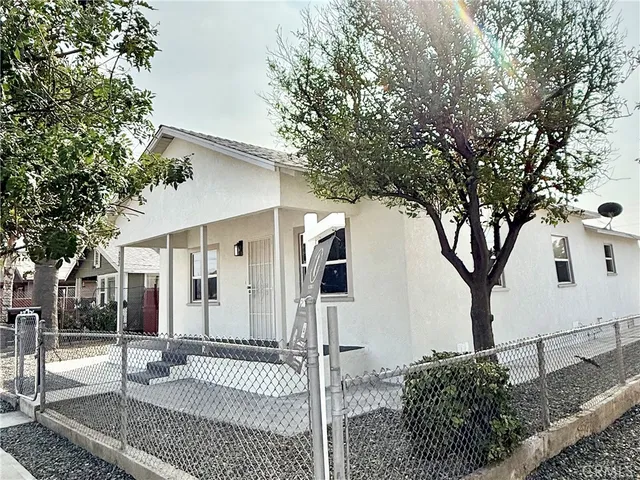 $519,900 | 392 West L Street, Colton, CA 92324