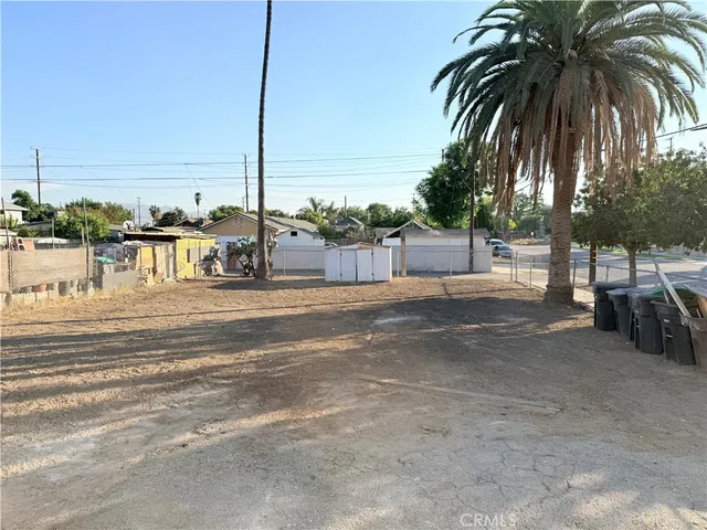 $519,900 | 392 West L Street, Colton, CA 92324