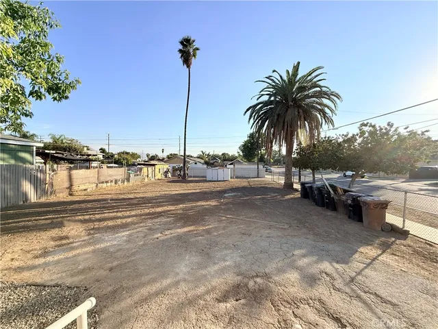 $519,900 | 392 West L Street, Colton, CA 92324