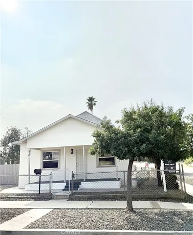 $519,900 | 392 West L Street, Colton, CA 92324