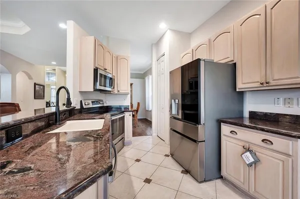$600,000 | 317 Harvard Lane, Naples, FL 34104