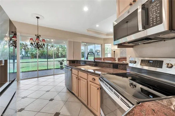 $600,000 | 317 Harvard Lane, Naples, FL 34104