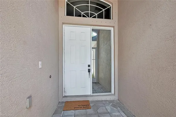 $600,000 | 317 Harvard Lane, Naples, FL 34104
