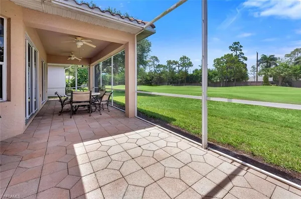 $600,000 | 317 Harvard Lane, Naples, FL 34104