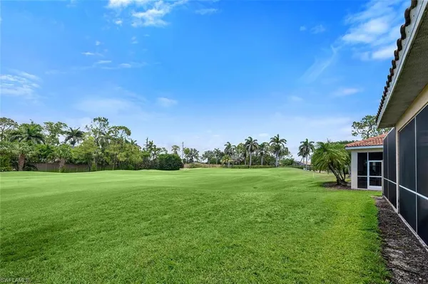 $600,000 | 317 Harvard Lane, Naples, FL 34104