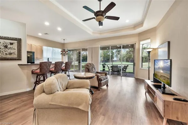 $600,000 | 317 Harvard Lane, Naples, FL 34104