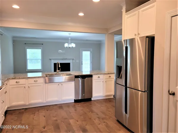 $2,900 | 458 Goldenleaf Circle, Whispering Pines, NC 28327