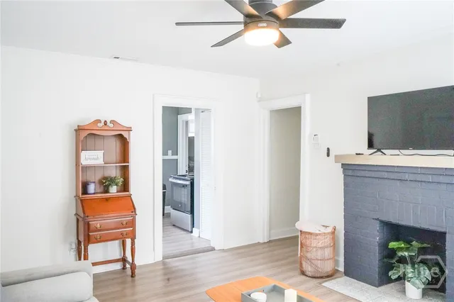 $1,650 | 2141 New York Avenue, Unit A, Savannah, GA 31404