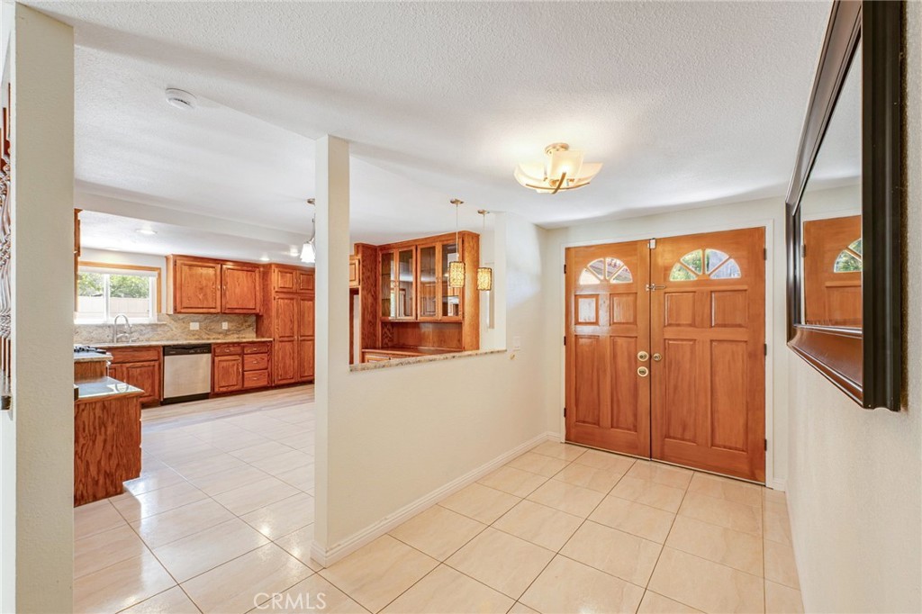129 East Rancho Road Corona, CA 92879 - Photo 11 of 42