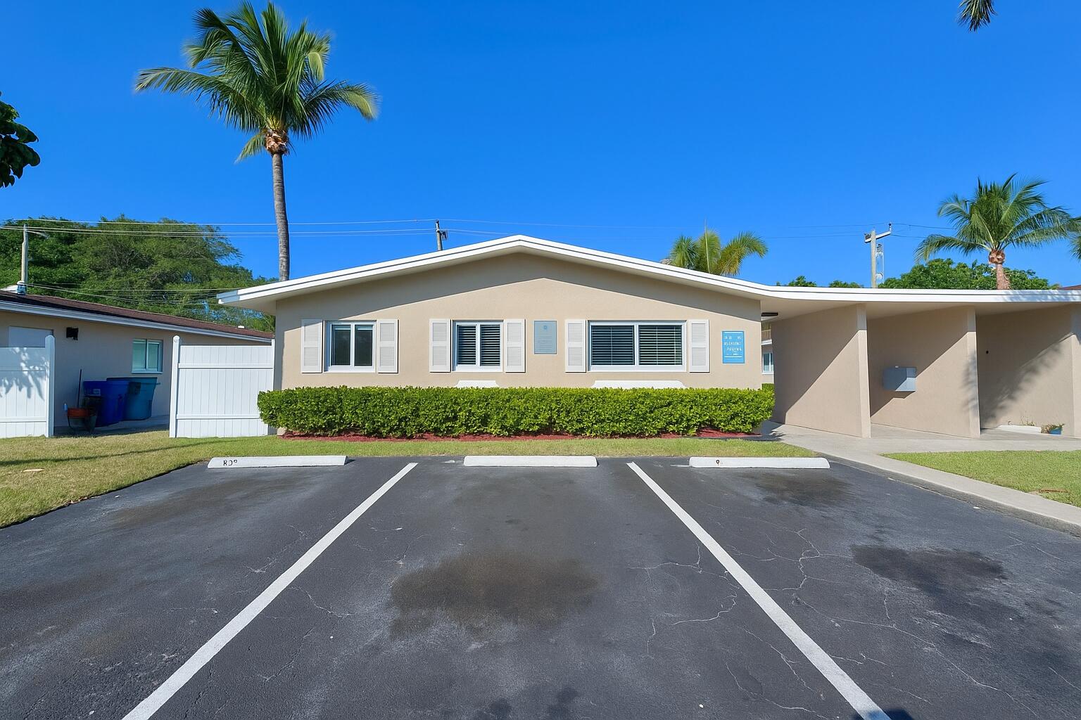 2920 Northeast 7th Avenue, Unit A Pompano Beach, FL 33064 - Photo 7 of 16 Front View