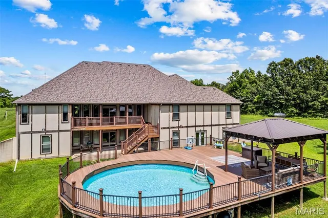 $798,000 | 4510 M- Highway, Macomb, MO 65702