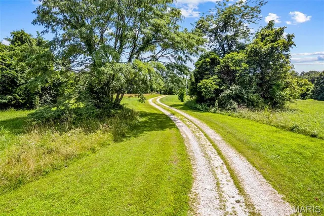 $798,000 | 4510 M- Highway, Macomb, MO 65702