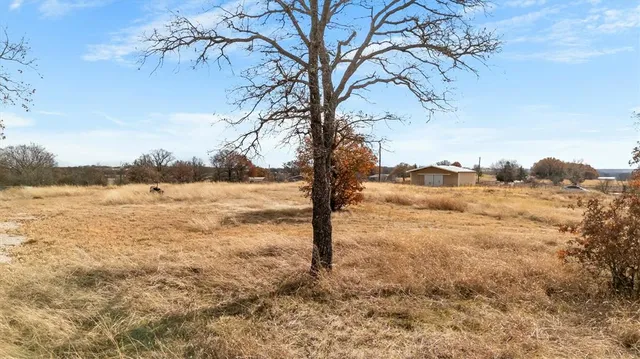 $149,000 | 363 Private Road 1784, Sunset, TX 76270