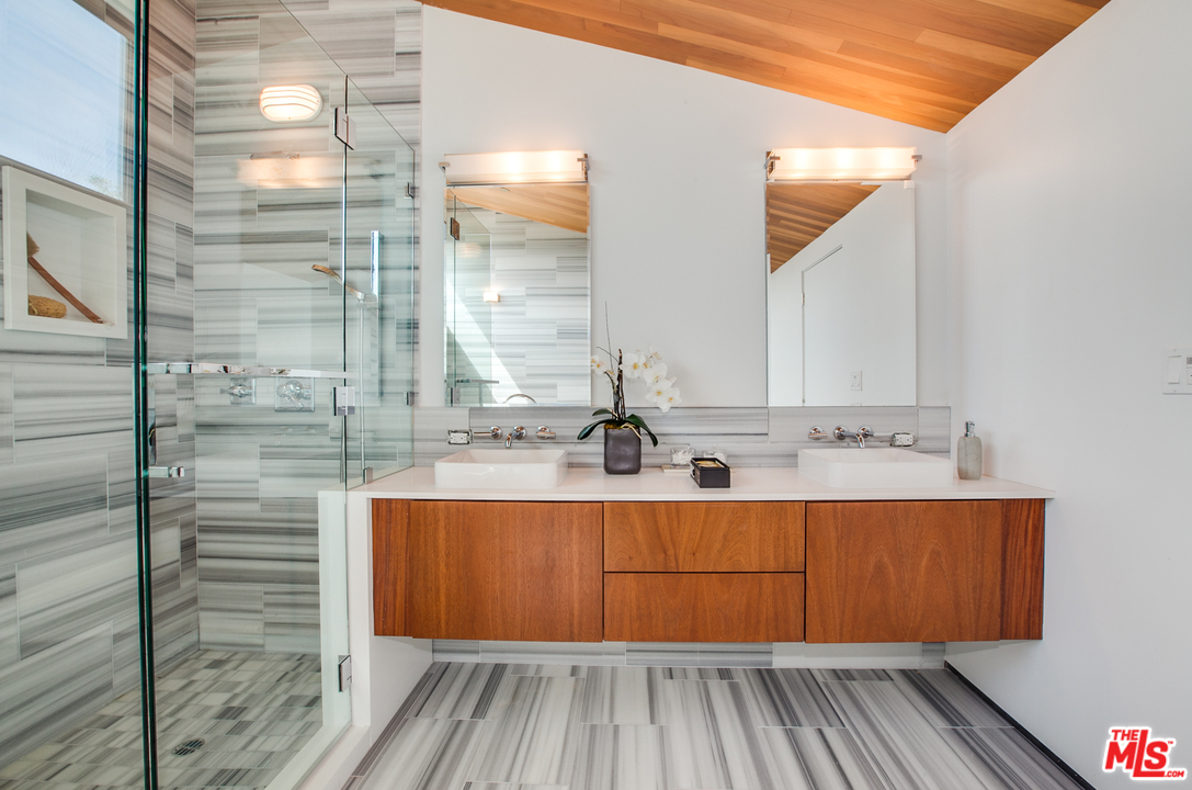 663 Brooks Avenue Venice, CA 90291 - Photo 22 of 30