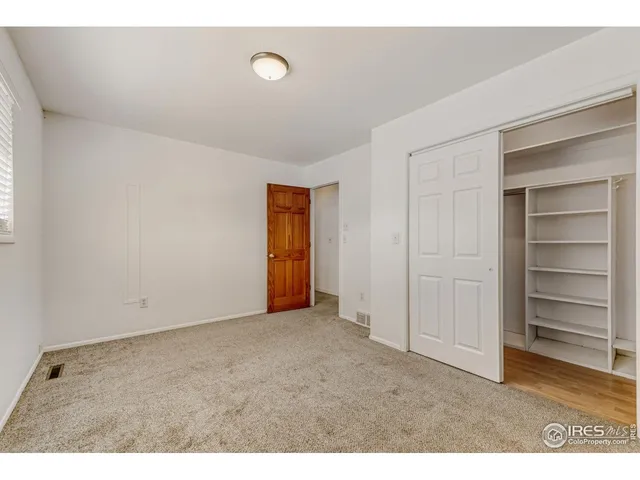 a view of outdoor space yard and basketball court