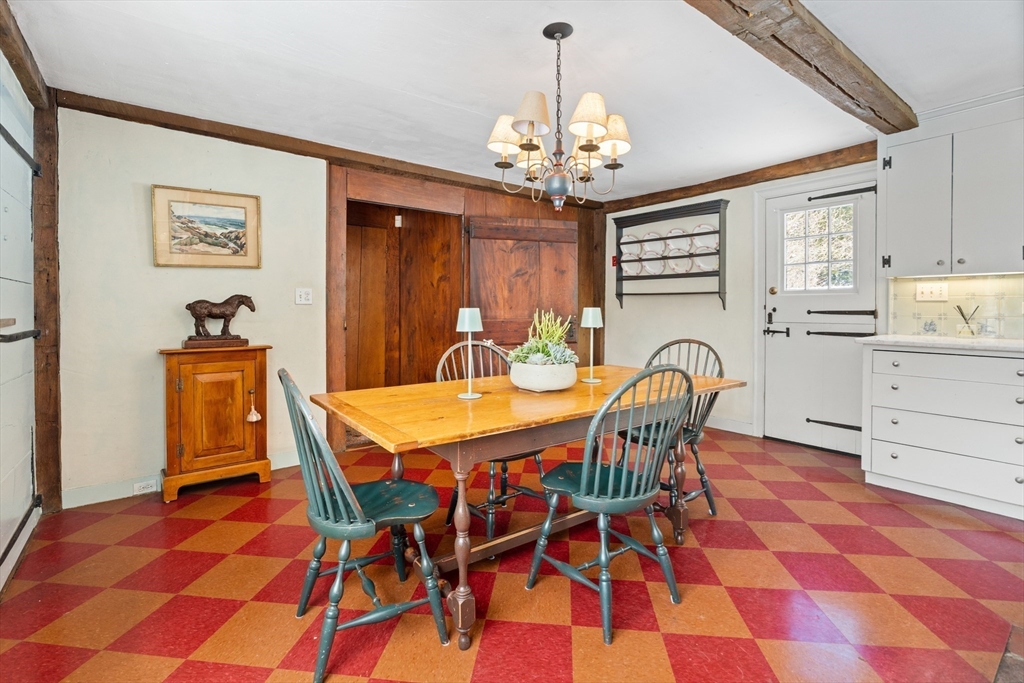 139 Walpole Street Dover, MA 02030 - Photo 16 of 36