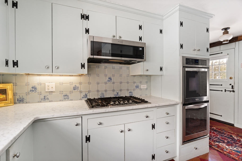 139 Walpole Street Dover, MA 02030 - Photo 19 of 36