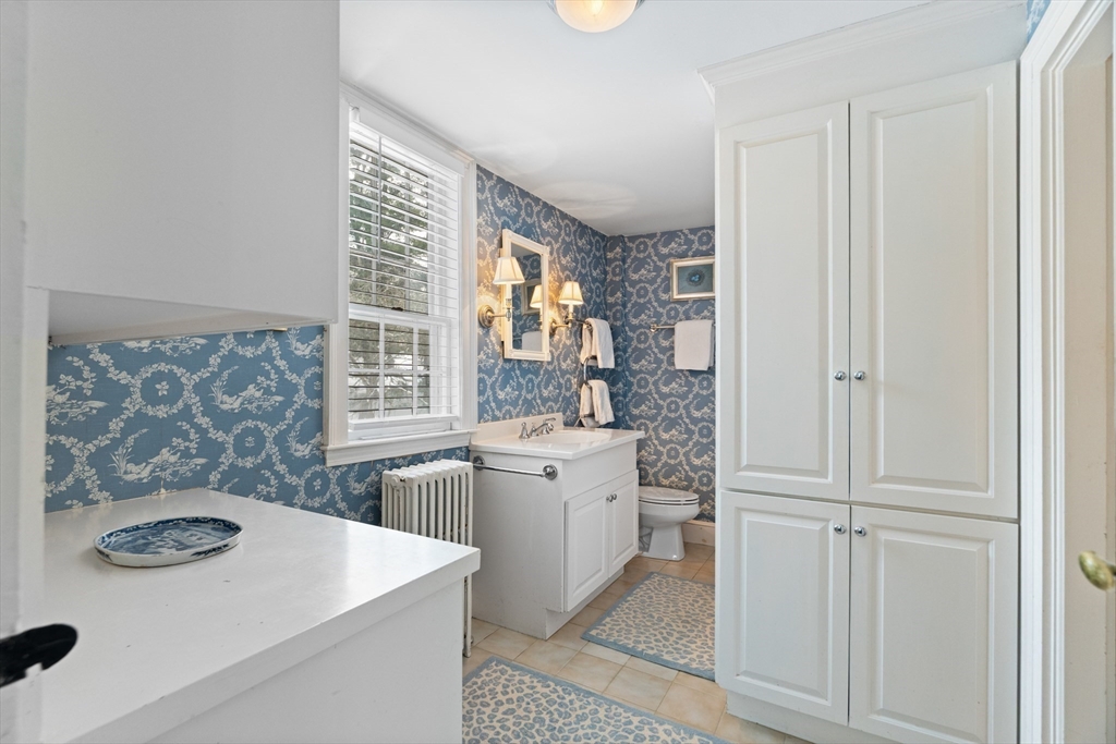 139 Walpole Street Dover, MA 02030 - Photo 33 of 36