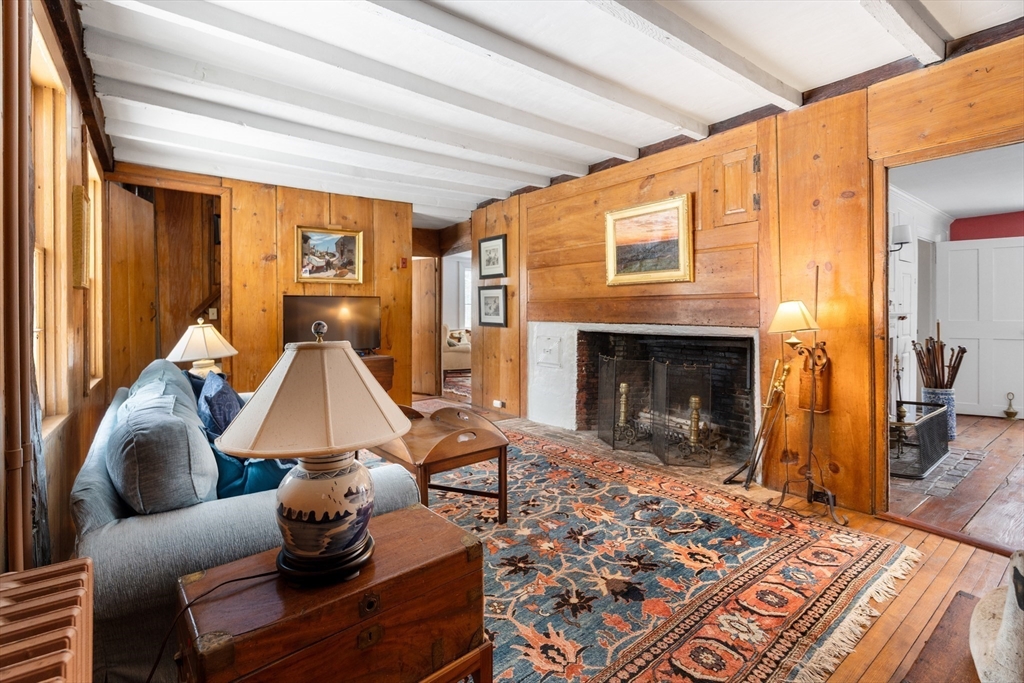 139 Walpole Street Dover, MA 02030 - Photo 9 of 36