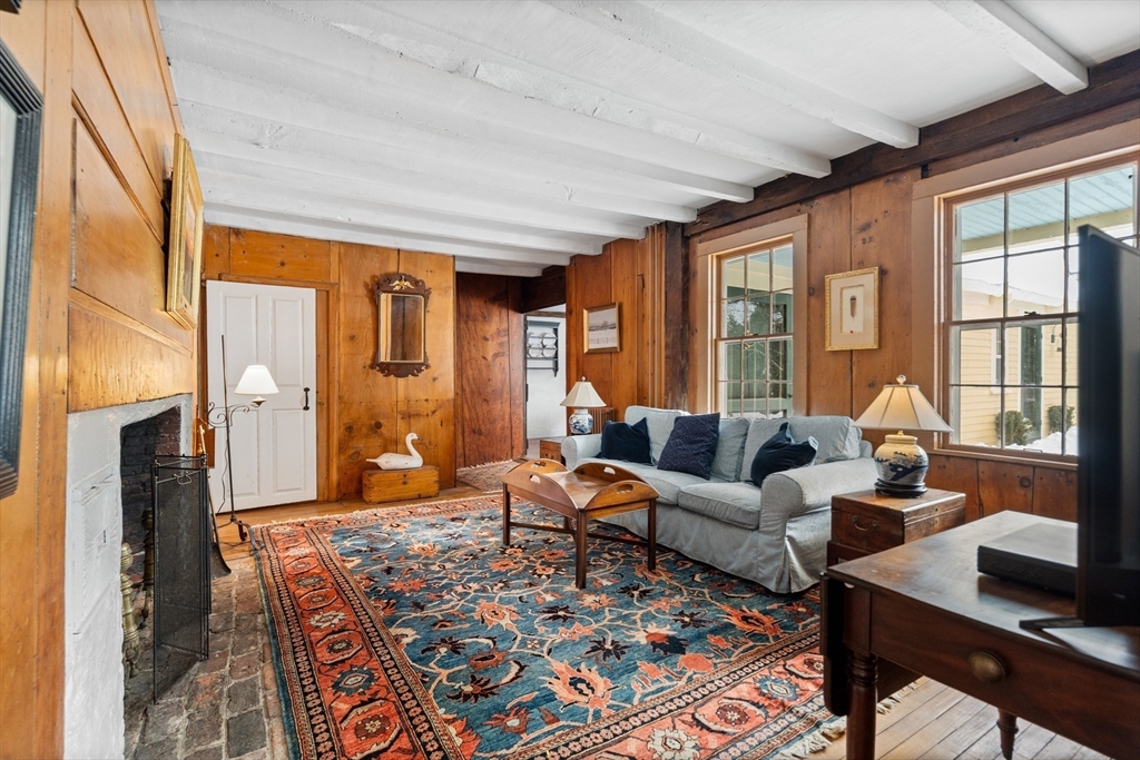 139 Walpole Street Dover, MA 02030 - Photo 10 of 36