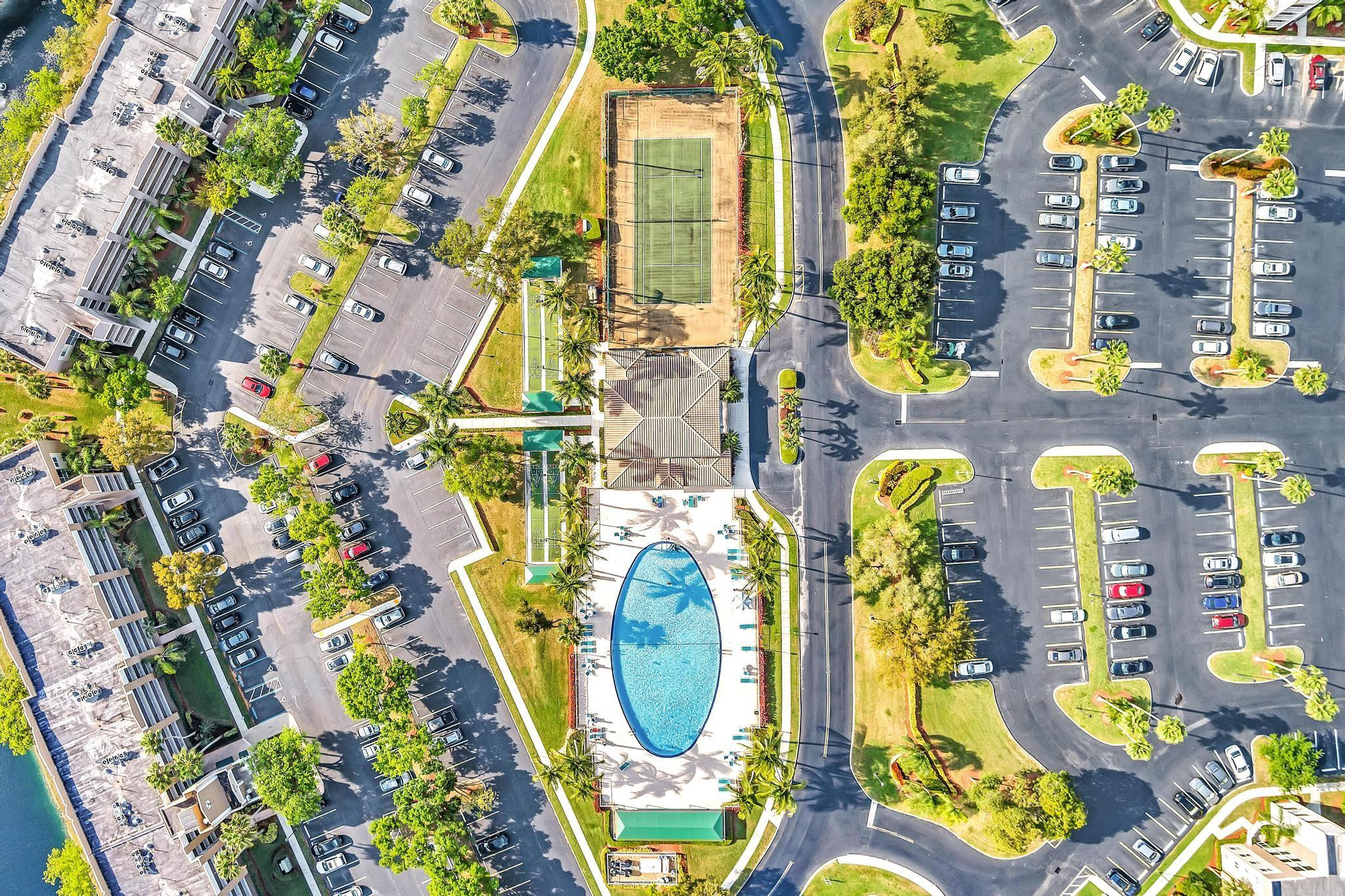 9551 Weldon Circle, Unit E411 Tamarac, FL 33321 - Photo 40 of 78 Photo 41