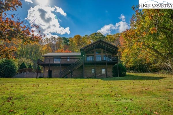 260 Smokey Road Newland, NC 28657 - Photo 35 of 43 a house view with swimming pool