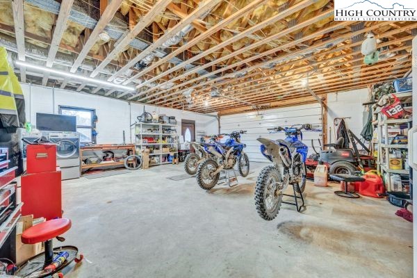 260 Smokey Road Newland, NC 28657 - Photo 40 of 43 a view of parking garage with cars