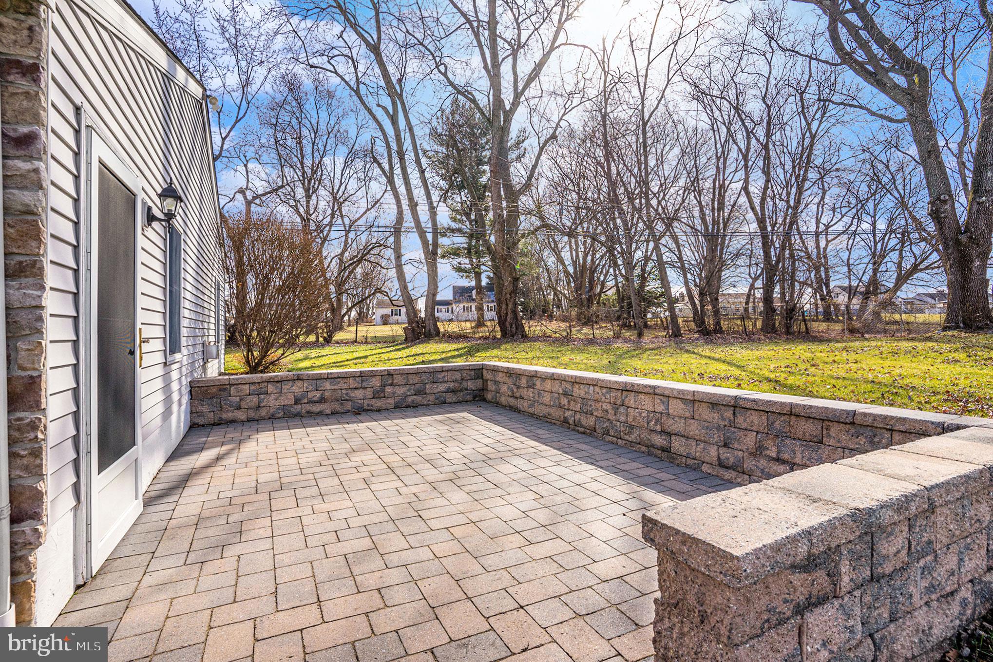 34 Miami Road Jeffersonville, PA 19403 - Photo 7 of 40 Side Patio Entrance