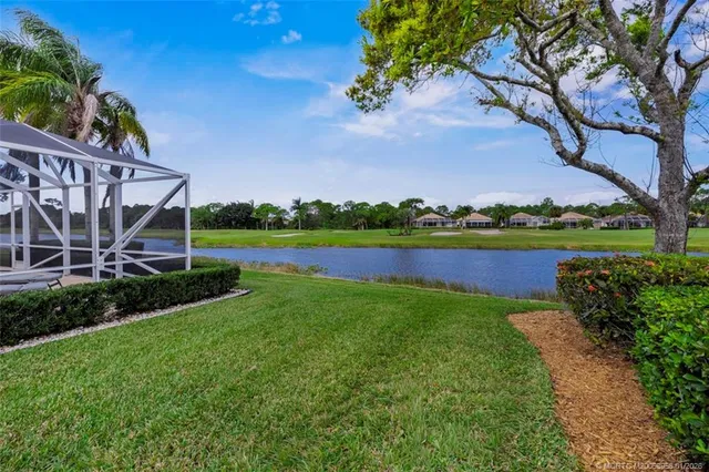 $445,000 | 8248 Southeast Double Tree Drive, Hobe Sound, FL 33455