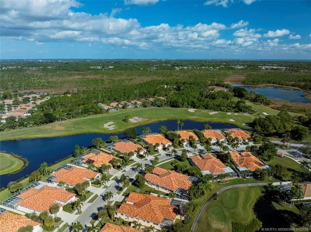 $445,000 | 8248 Southeast Double Tree Drive, Hobe Sound, FL 33455