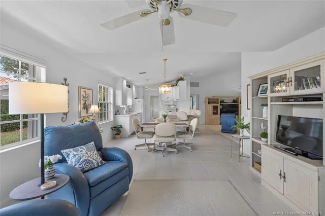 $445,000 | 8248 Southeast Double Tree Drive, Hobe Sound, FL 33455