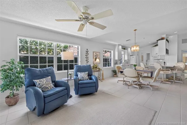 $445,000 | 8248 Southeast Double Tree Drive, Hobe Sound, FL 33455