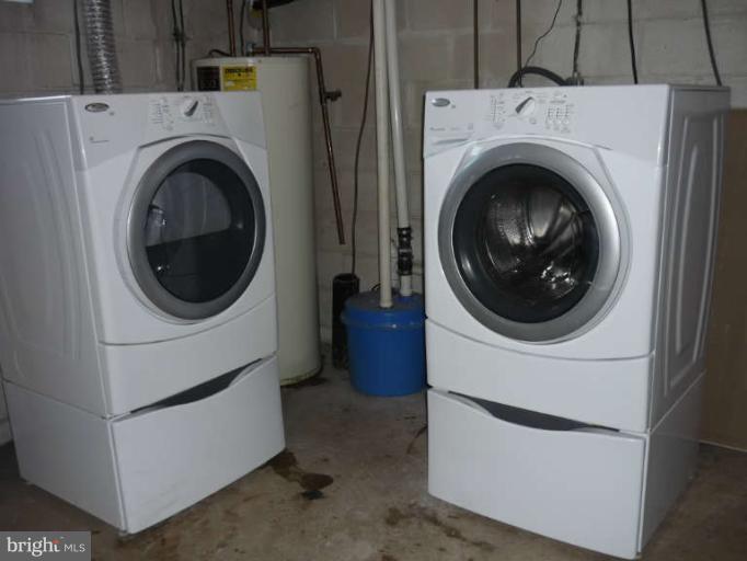 430 Brooke Road Fredericksburg, VA 22405 - Photo 22 of 26 Washer & Dryer