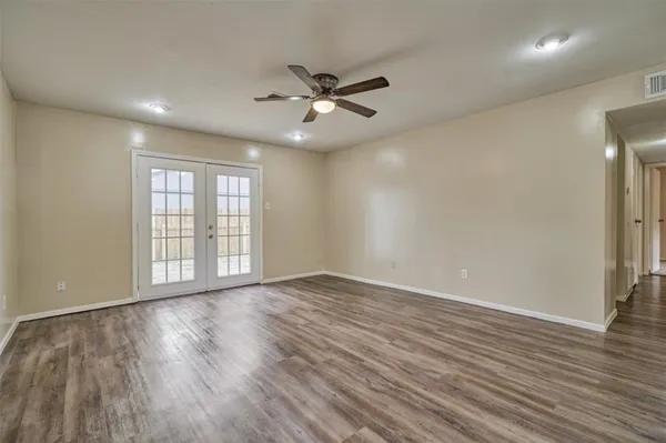 $1,795 | 45 Blue Fox Road, Spring, TX 77380