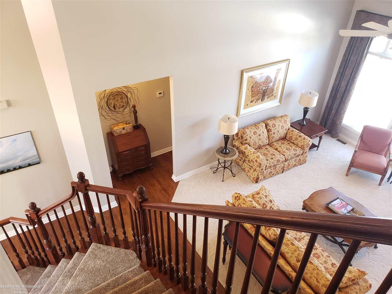 645 Appoline Court Rochester, MI 48307 - Photo 18 of 67 31369368-19.JPG