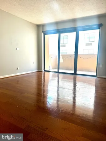 $2,350 | 1301 North Courthouse Road, Unit 805, Arlington, VA 22201