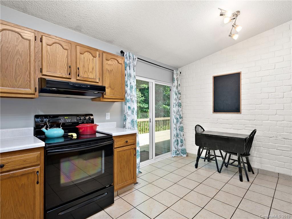 22 Twin Brooks Road Arden, NC 28704 - Photo 5 of 19 Gallery Image 5