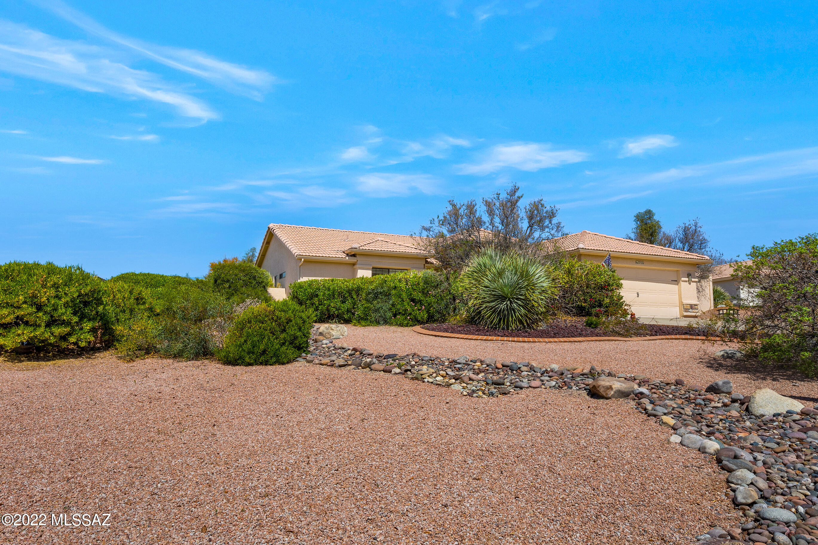 37026 South Stoney Ridge Court Saddlebrooke, AZ 85739 - Photo 2 of 41