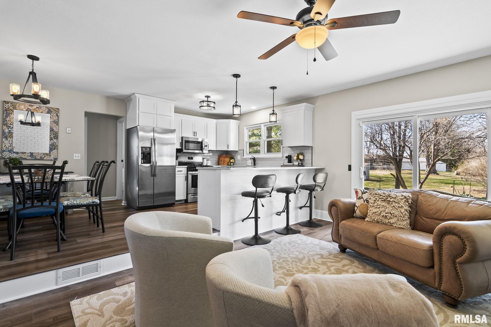 21 Drawbridge Road Springfield, IL 62704 - Photo 18 of 40 Gallery Image 18