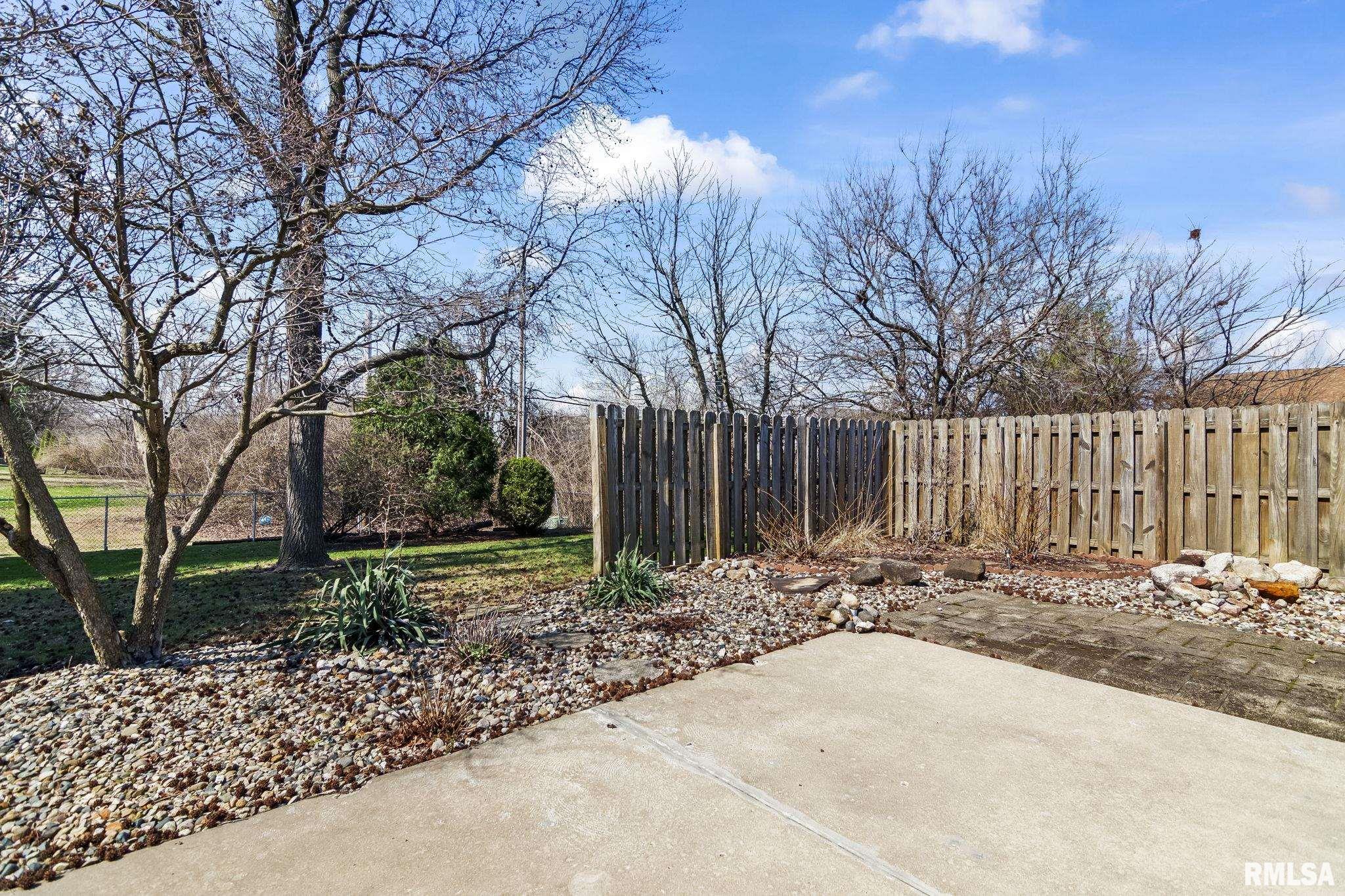 21 Drawbridge Road Springfield, IL 62704 - Photo 38 of 40 Gallery Image 38