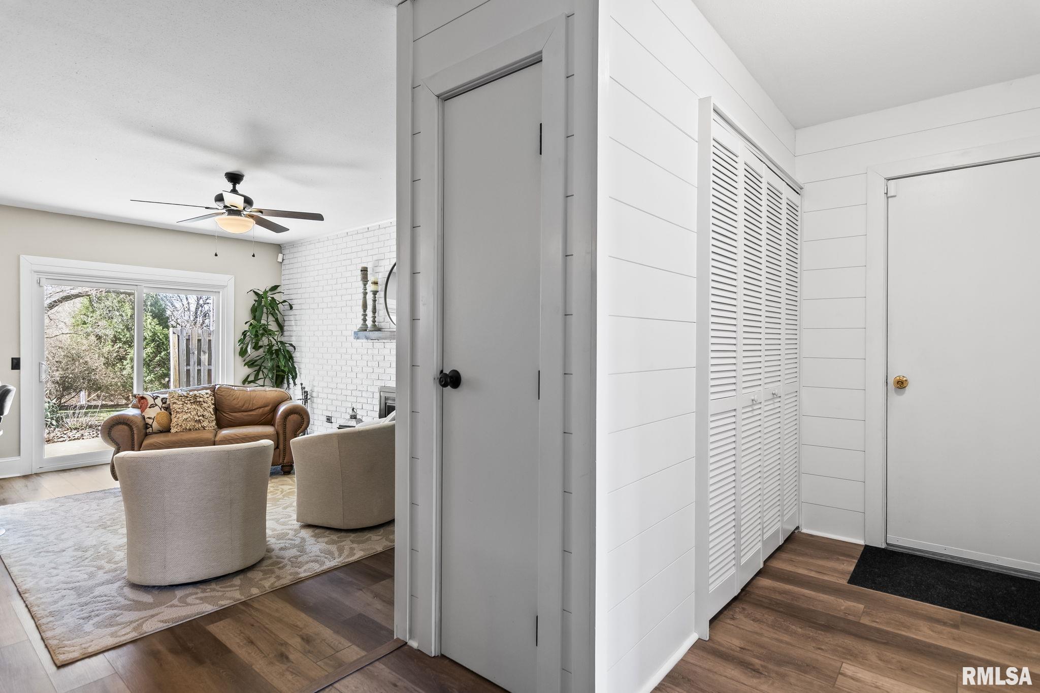 21 Drawbridge Road Springfield, IL 62704 - Photo 5 of 40 Gallery Image 5