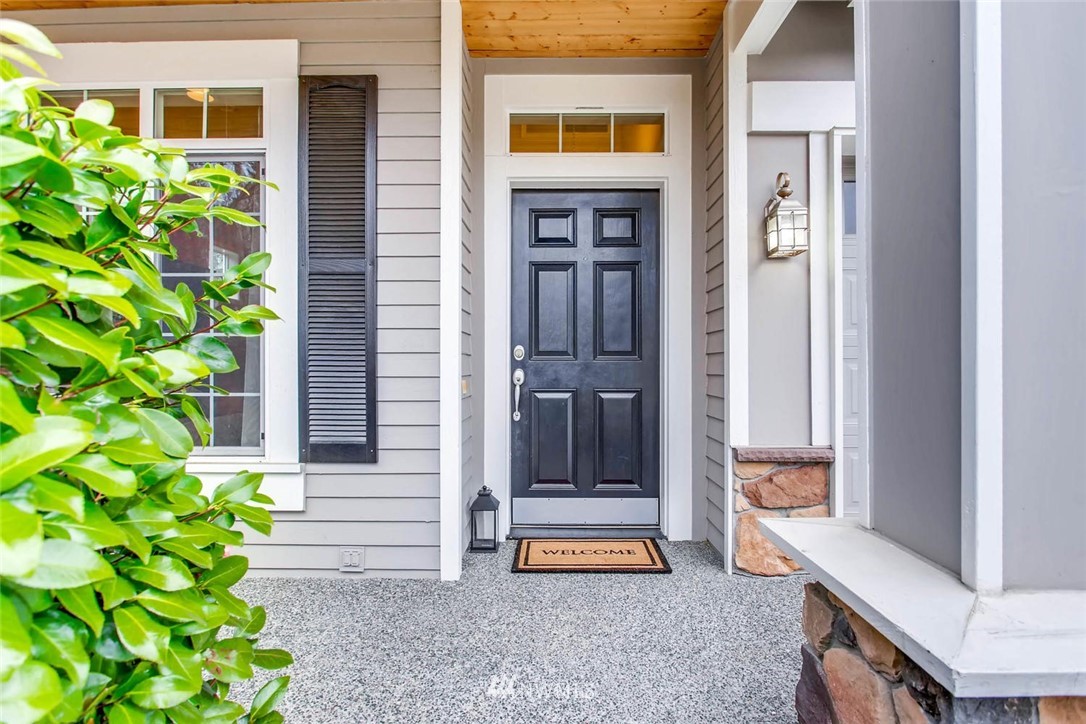 18603 33rd Avenue Southeast Bothell, WA 98012 - Photo 2 of 24