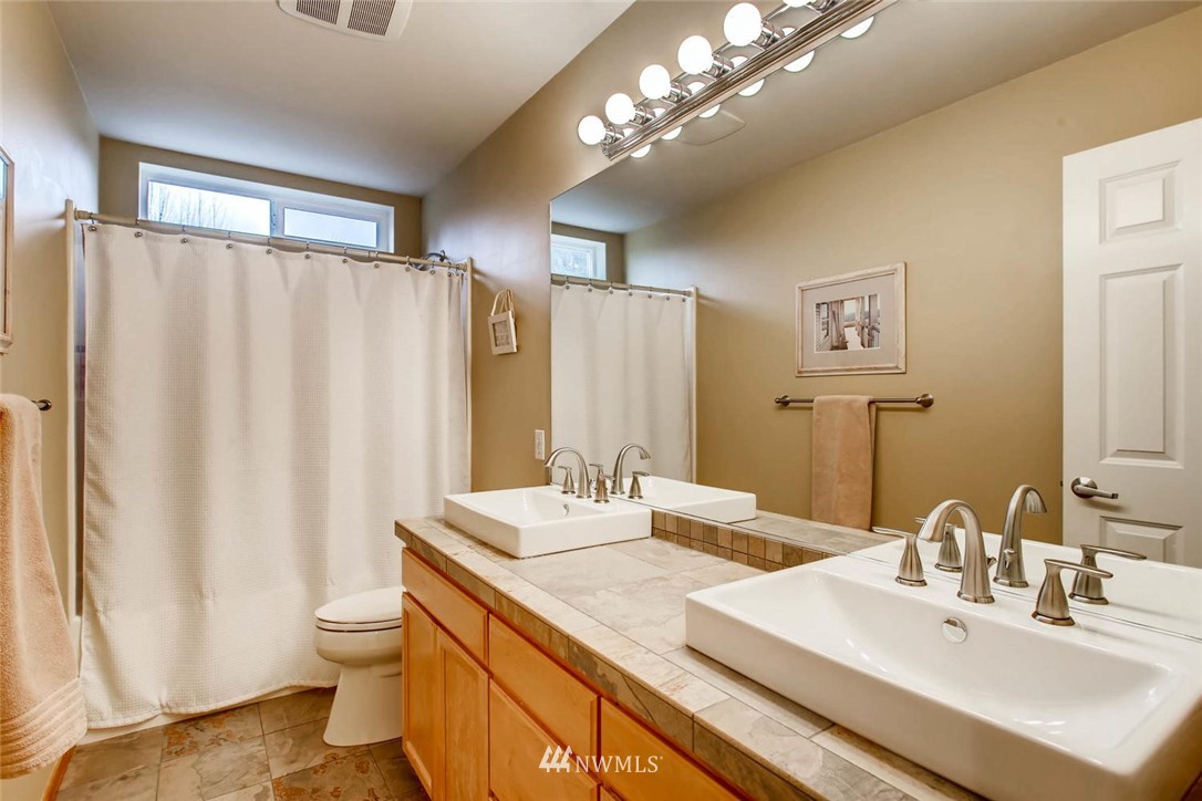 18603 33rd Avenue Southeast Bothell, WA 98012 - Photo 19 of 24